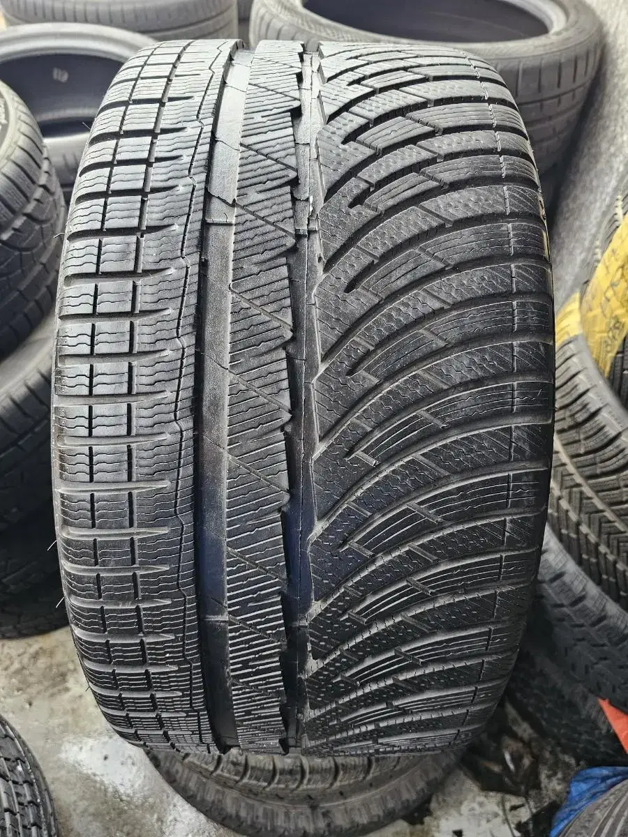 2753020(275/30R20)중고미쉐린윈터 PA4 2개 판매